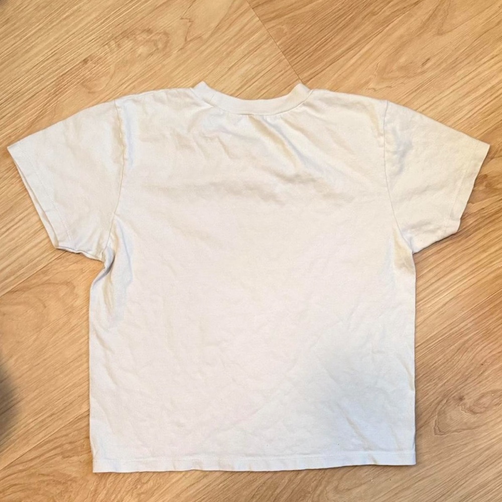 Brandy Melville Cream Graphic Tee - Picture 3 of 3